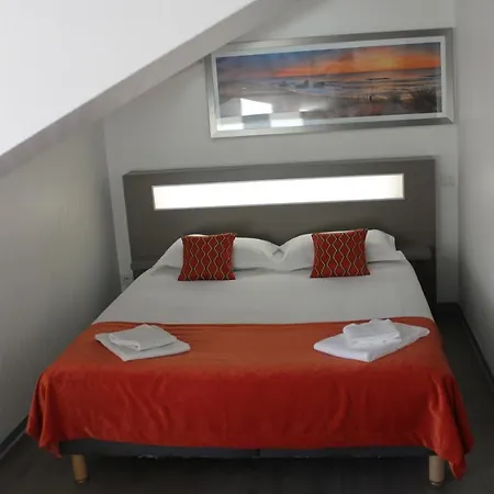 Du Centre 2* スーストン