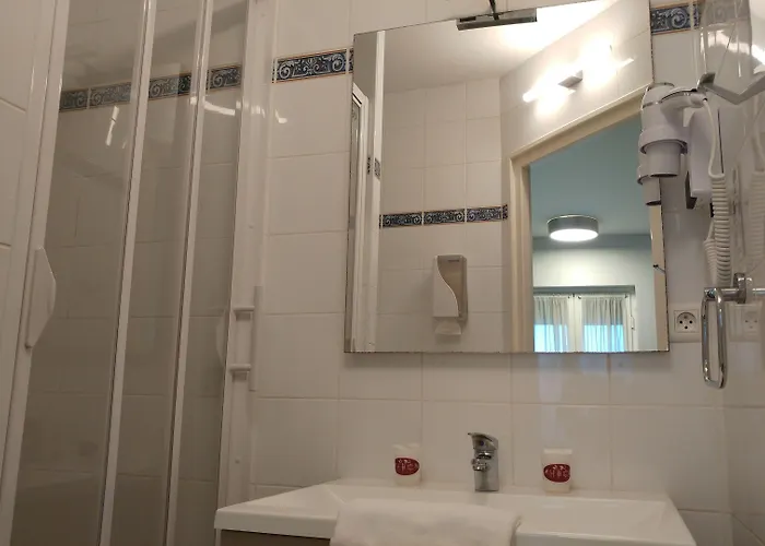 Du Centre מלון סוסטון