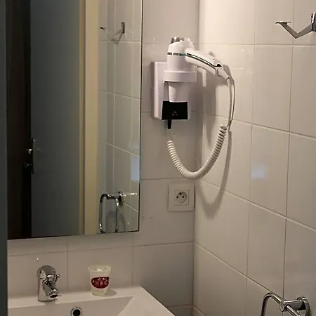Отель Du Centre